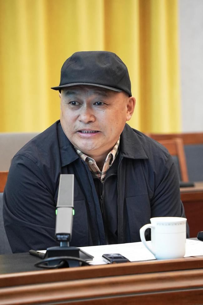 走遍中国——中国文促会好意思术家写生创作行径走进新疆专题探究会纪实