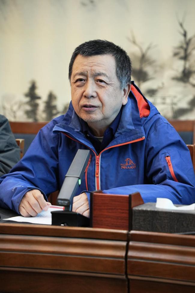 走遍中国——中国文促会好意思术家写生创作行径走进新疆专题探究会纪实