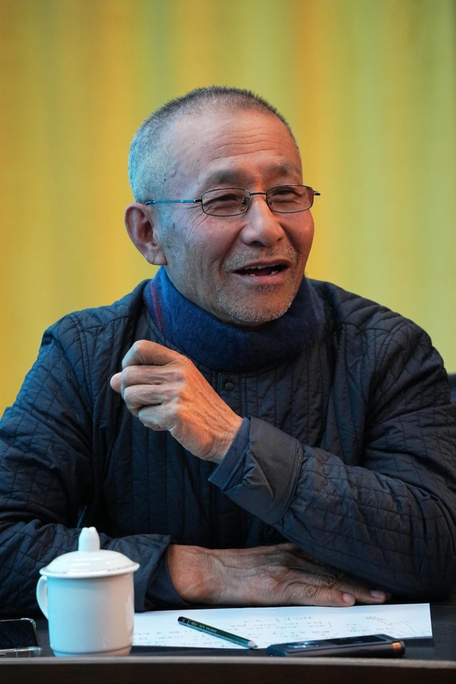 走遍中国——中国文促会好意思术家写生创作行径走进新疆专题探究会纪实