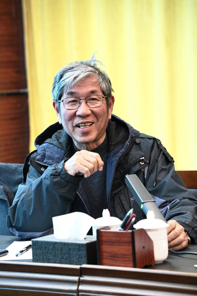 走遍中国——中国文促会好意思术家写生创作行径走进新疆专题探究会纪实