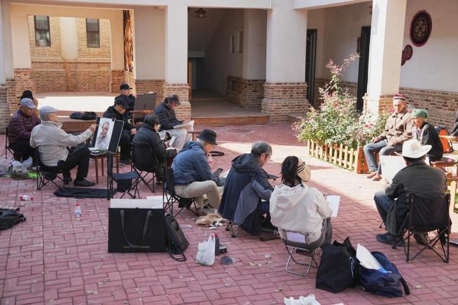 走遍中国——中国文促会好意思术家写生创作步履走进新疆