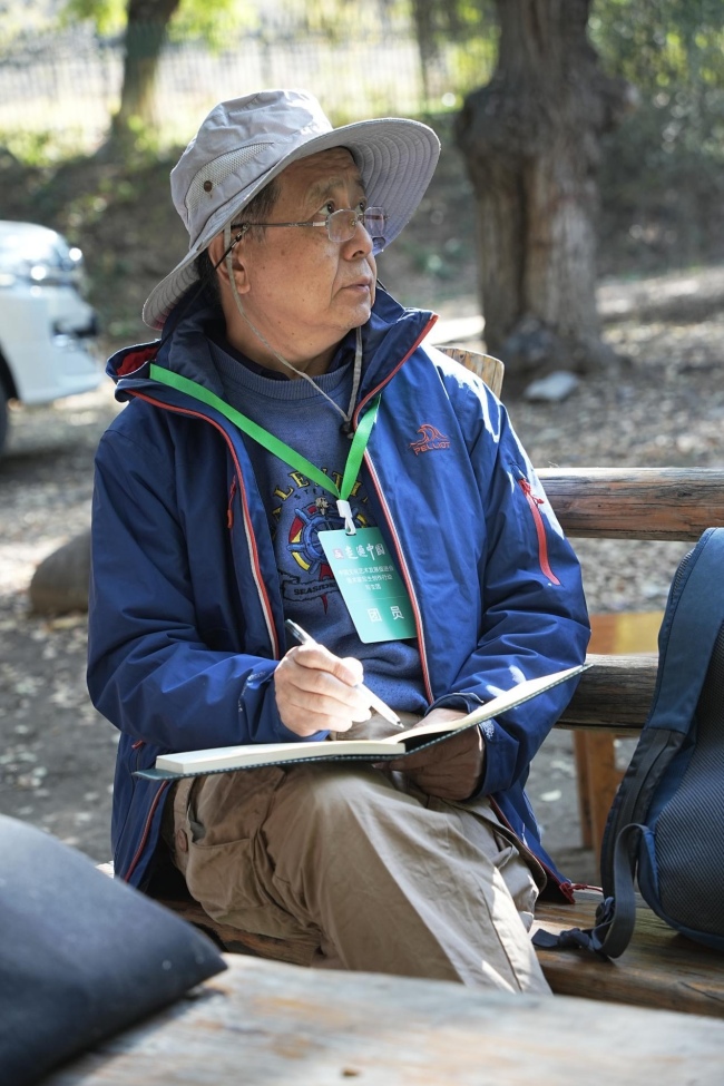 走遍中国——中国文促会好意思术家写生创作步履走进新疆